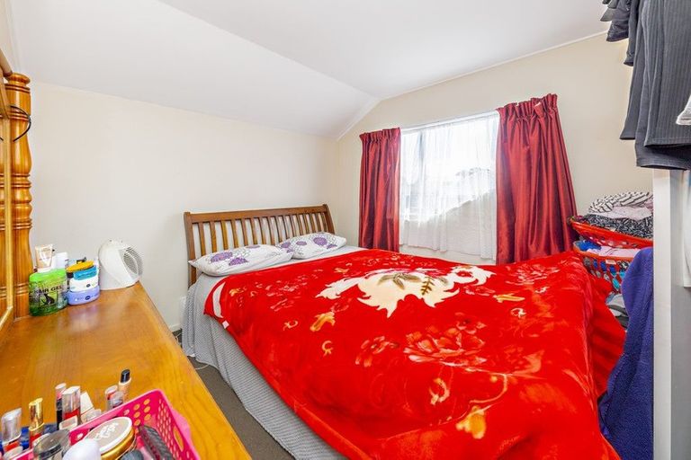 Photo of property in 2 Miles Avenue, Papatoetoe, Auckland, 2025