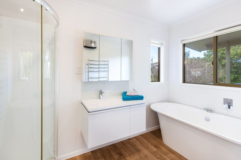 Photo of property in 1/7 Pipi Street, Two Mile Bay, Taupo, 3330