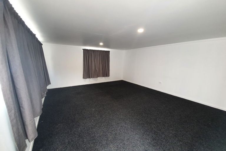 Photo of property in 1/54 Evans Road, Weymouth, Auckland, 2103