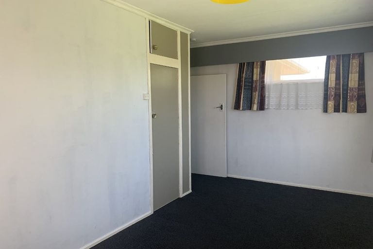 Photo of property in 14 Ruapehu Street, Castlecliff, Whanganui, 4501