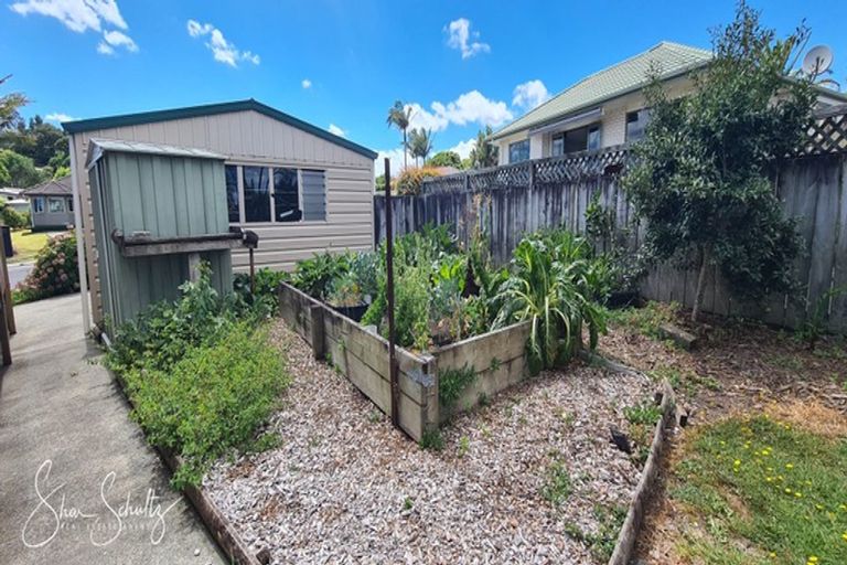 Photo of property in 6 Ash Grove, Maungaturoto, 0520