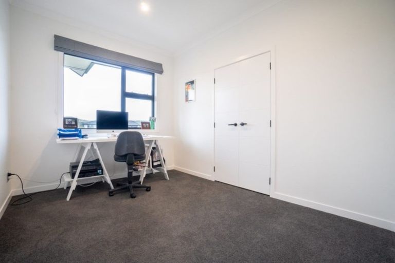 Photo of property in 30 Westwood Drive, Aokautere, Palmerston North, 4471