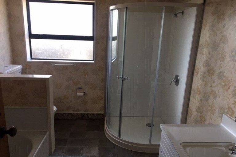 Photo of property in 214 Warwick Road, Mayfair, Hastings, 4122