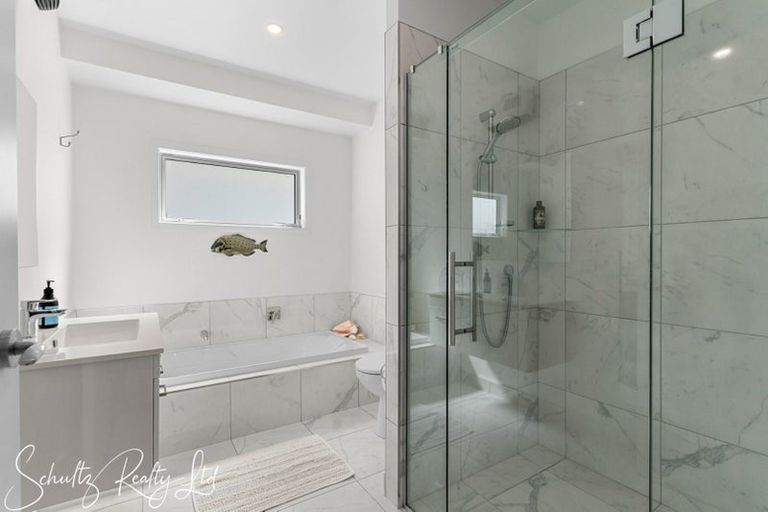 Photo of property in 67 Te Pahi River Drive, Paparoa, 0583