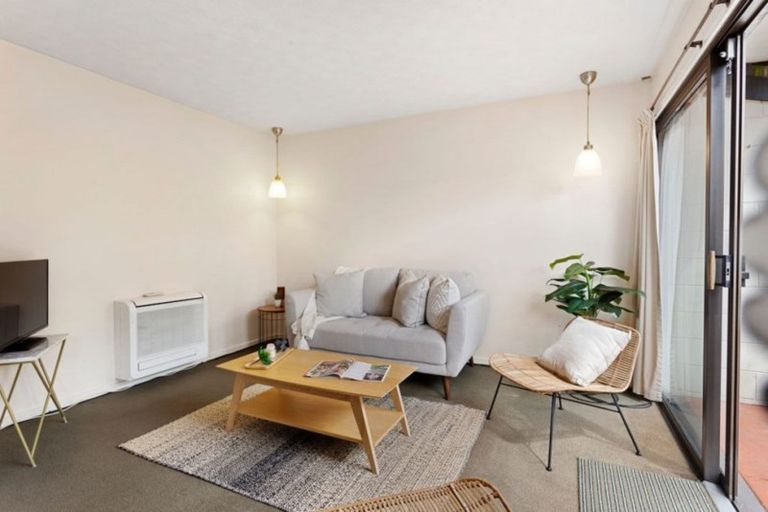 Photo of property in 17a Albany Street, Gore, 9710