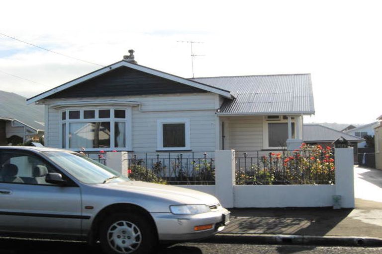 Photo of property in 50a Hargest Crescent, Saint Kilda, Dunedin, 9012