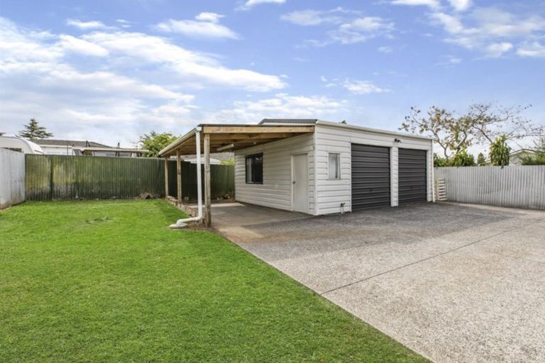 Photo of property in 76 Thompson Terrace, Manurewa, Auckland, 2102