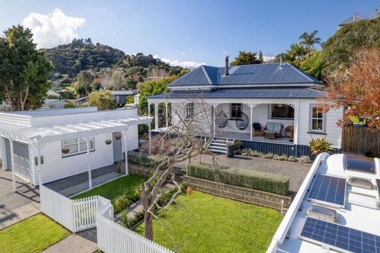 Photo of property in 5 Beresford Street, Russell, 0202