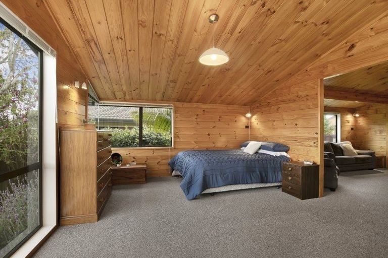 Photo of property in 16 Wilencote Place, Pahurehure, Papakura, 2113