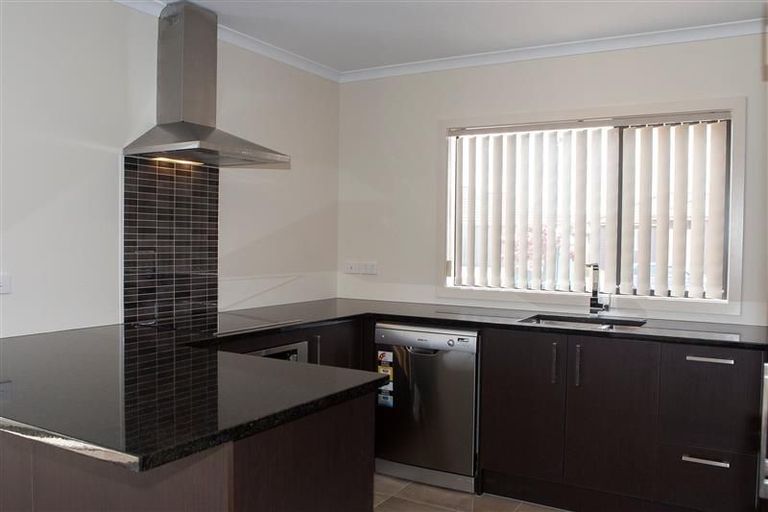 Photo of property in 16 Charlotte Crescent, Dinsdale, Hamilton, 3204