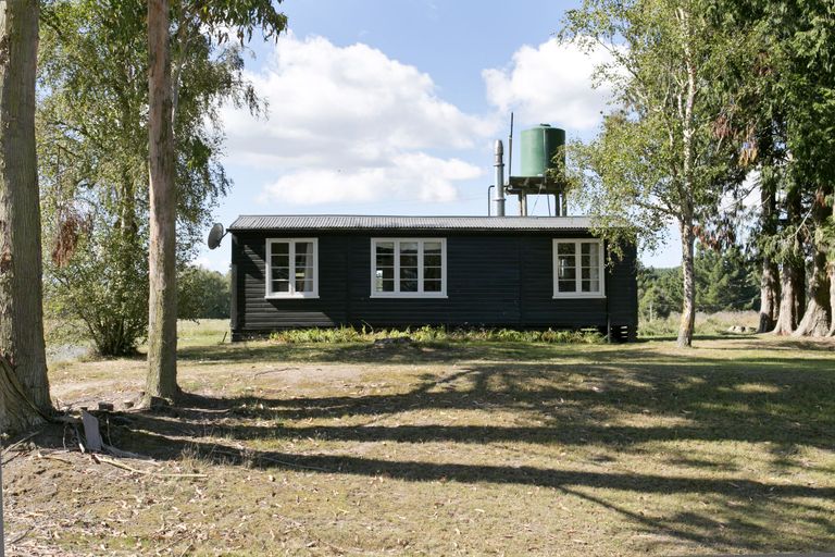 Photo of property in 654b Tukairangi Road, Kinloch, Taupo, 3385