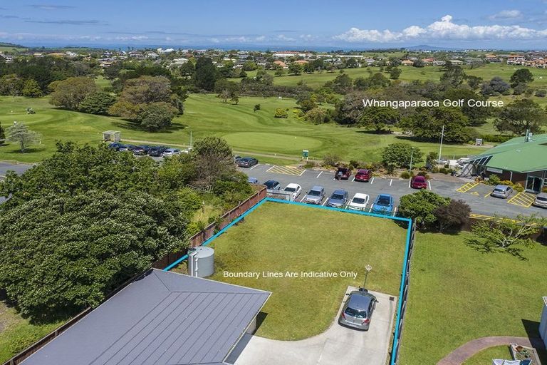 Photo of property in 1333 Whangaparaoa Road, Army Bay, Whangaparaoa, 0930