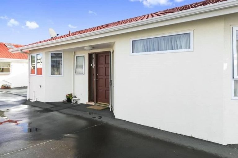 Photo of property in 24 Marlow Street, Saint Kilda, Dunedin, 9012