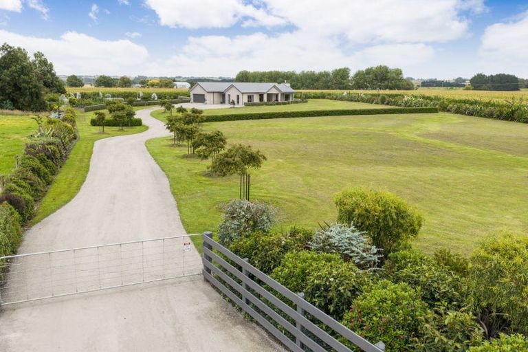 Photo of property in 581 Lethbridge Road, Halcombe, Feilding, 4775