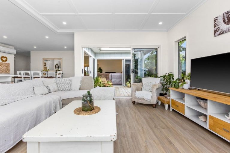 Photo of property in 32 Kaituna Place, Te Awa, Napier, 4110