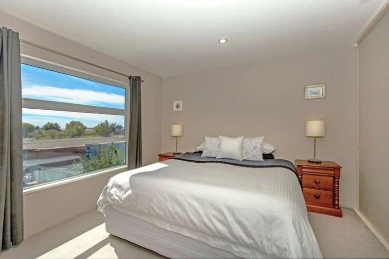 Photo of property in 91 Purchas Street, Edgeware, Christchurch, 8013