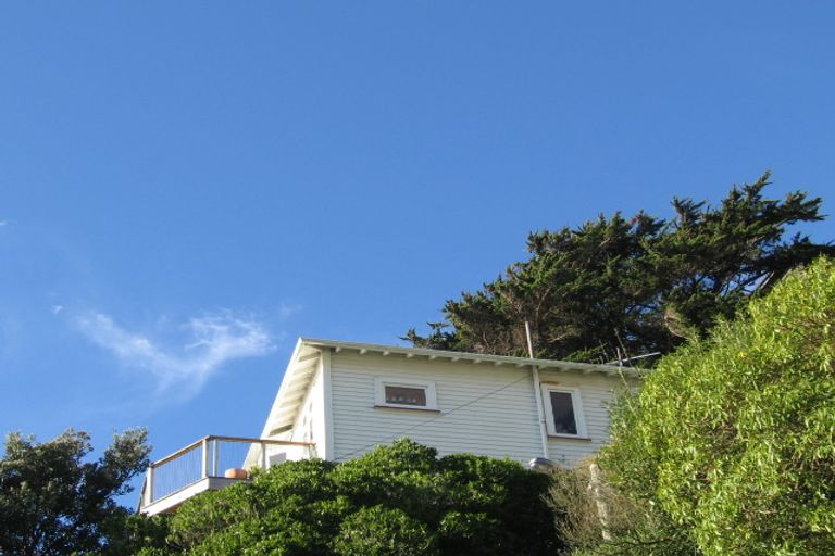 Photo of property in 49 Palliser Road, Roseneath, Wellington, 6011