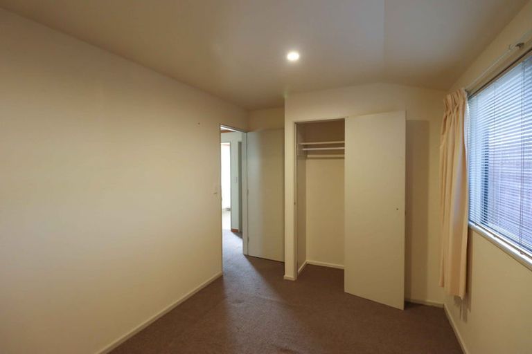 Photo of property in 2 Meadowvale Drive, Levin, 5510