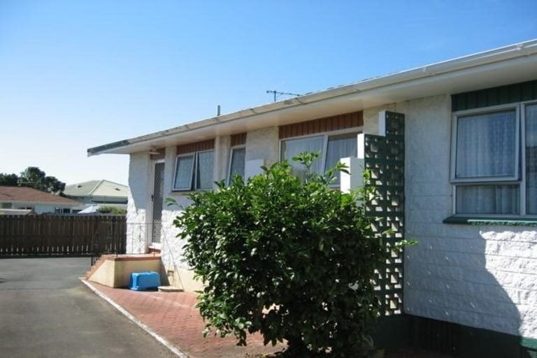 Photo of property in 2/7 Cobham Crescent, Stoke, Nelson, 7011