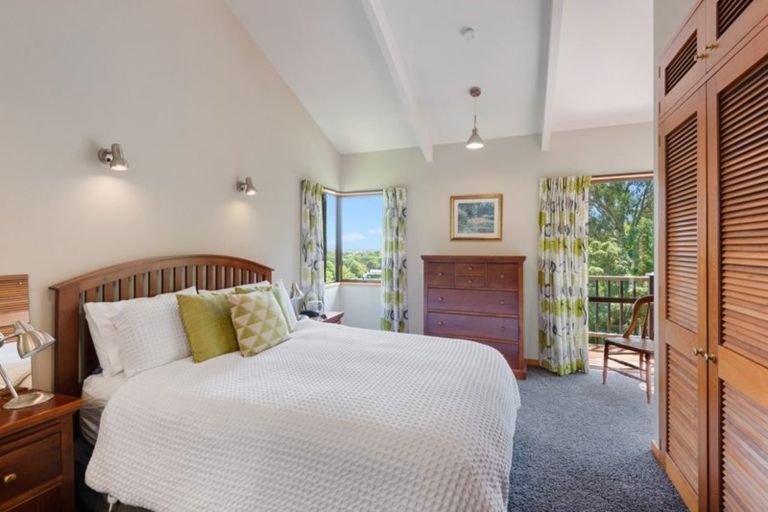 Photo of property in 9 Sherwood Lane, Cashmere, Christchurch, 8022