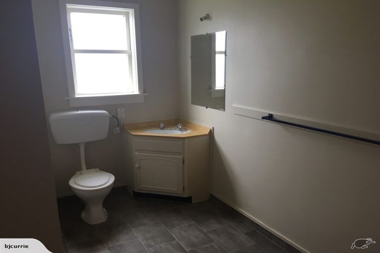 Photo of property in 1/27 Joseph Street, West End, Palmerston North, 4412