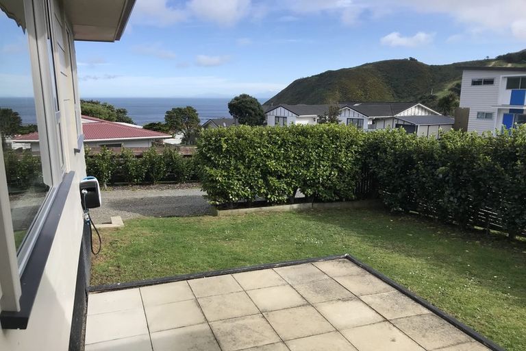 Photo of property in 30 Frobisher Street, Island Bay, Wellington, 6023