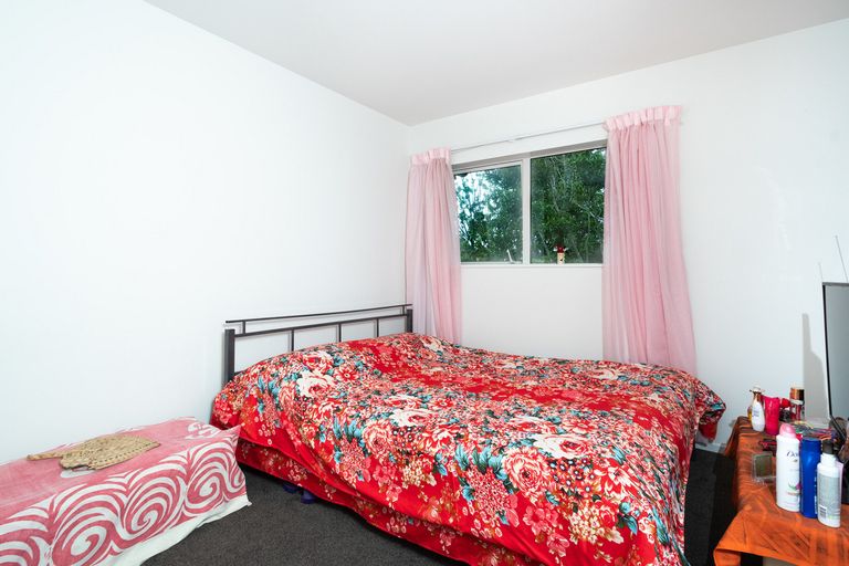 Photo of property in 55 Seymour Road, Sunnyvale, Auckland, 0612