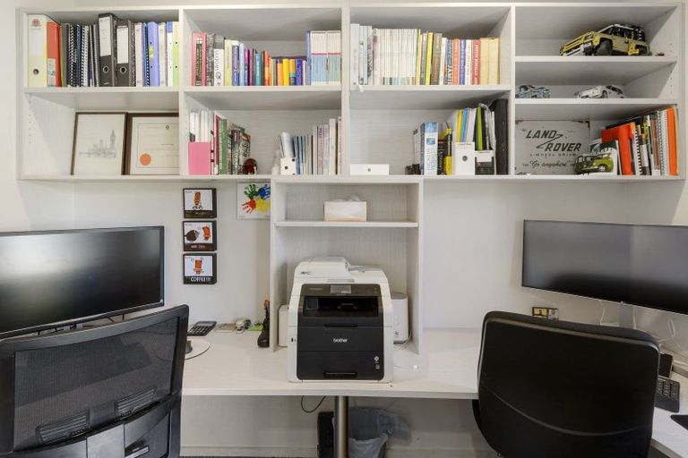 Photo of property in 7 Oakdene Place, Halswell, Christchurch, 8025