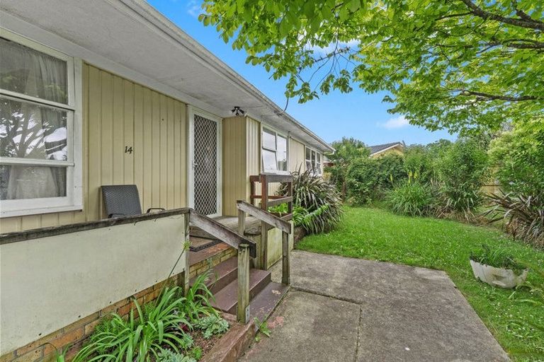 Photo of property in 14 Tatariki Street, Rosehill, Papakura, 2113