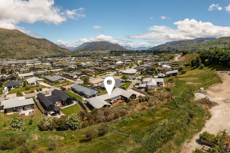 Photo of property in 6 Campden Court, Lower Shotover, Queenstown, 9304