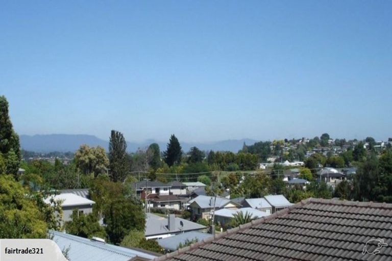 Photo of property in 16 Bellevue Road, Brookfield, Tauranga, 3110