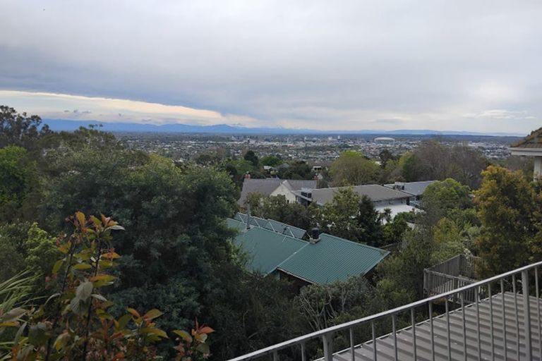 Photo of property in 72 Dyers Pass Road, Cashmere, Christchurch, 8022