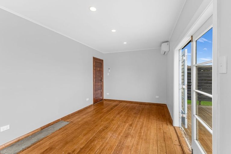 Photo of property in 29 Wilson Street, Waverley, 4510