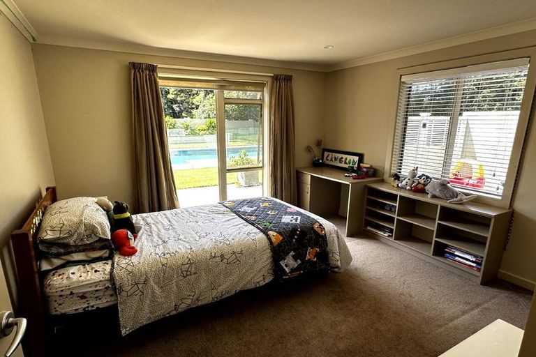 Photo of property in 66 Shelter Drive, Greenhithe, Auckland, 0632