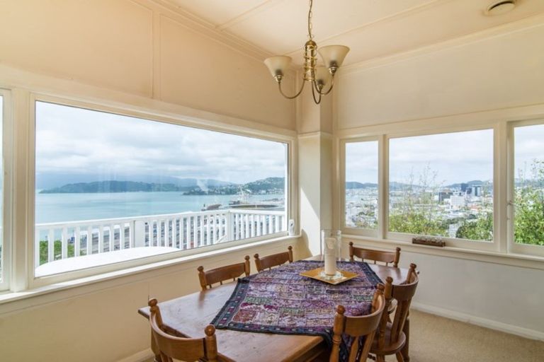 Photo of property in 4 Lower Watt Street, Wadestown, Wellington, 6012