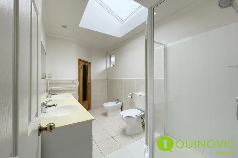 Photo of property in 28 Mulgan Way, Browns Bay, Auckland, 0630