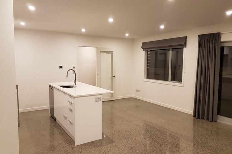 Photo of property in 7 Farnworth Terrace, Churton Park, Wellington, 6037