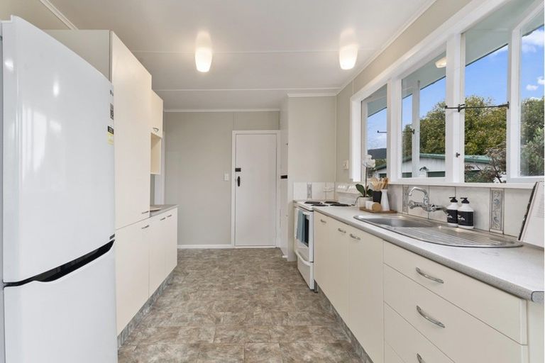 Photo of property in 29 Mckenzie Road, Owhata, Rotorua, 3010