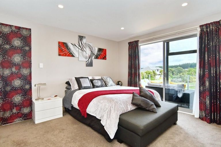 Photo of property in 100 Broadhaven Avenue, Parklands, Christchurch, 8083