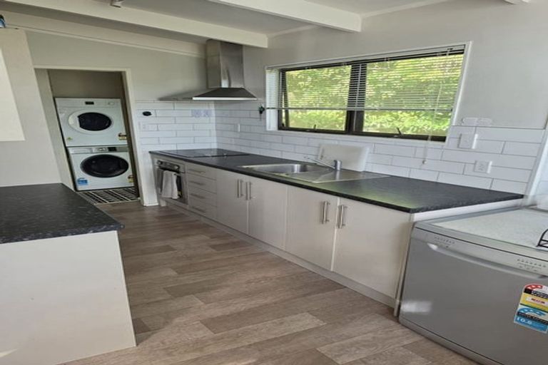 Photo of property in 19 Chrisarda Place, Red Hill, Papakura, 2110