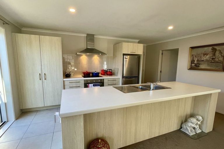 Photo of property in 2 Barossa Way, Brookfield, Tauranga, 3110