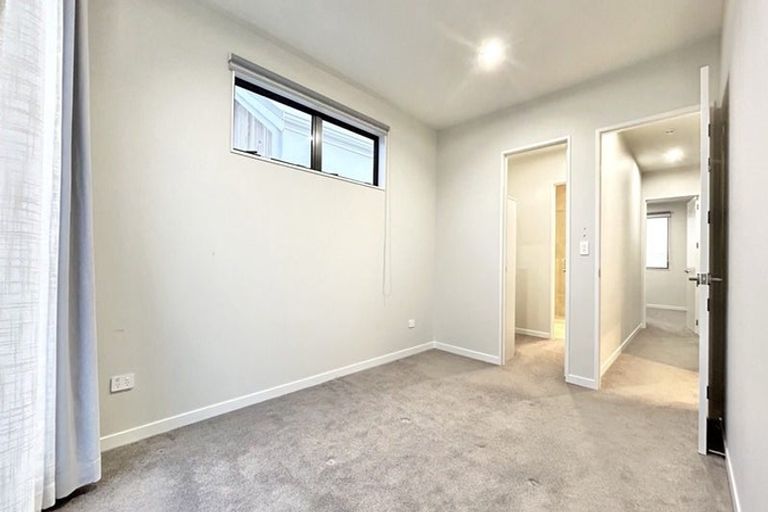 Photo of property in 24 Porowha Road, Westgate, Auckland, 0814