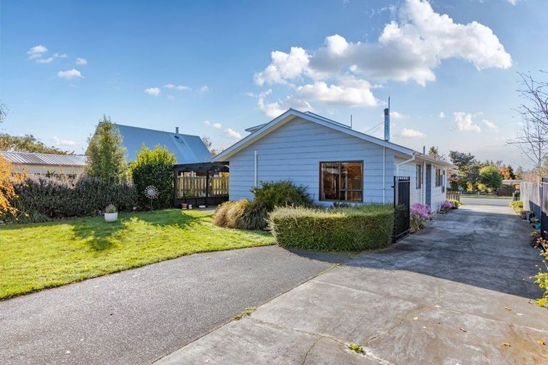 Photo of property in 25 Burnett Street, Oxford, 7430