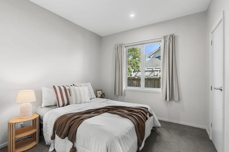 Photo of property in 5 Nortons Road, Avonhead, Christchurch, 8042