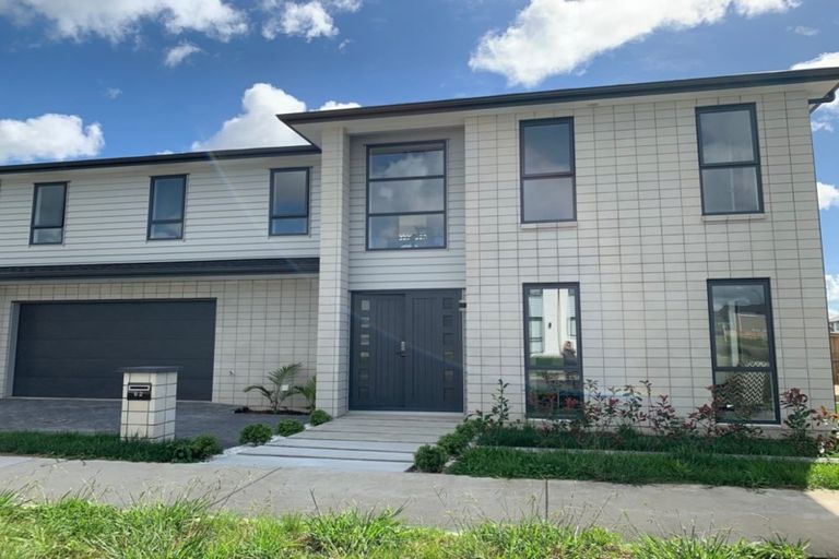 Photo of property in 62 Donegal Park Drive, Flat Bush, Auckland, 2019