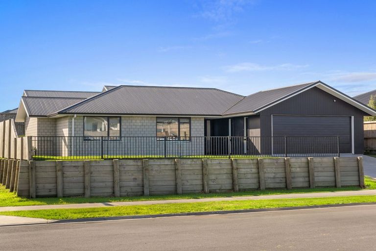 Photo of property in 8 Jourdain Place, Kihikihi, Te Awamutu, 3800