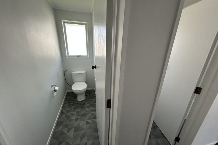 Photo of property in 19 Bendigo Street, Cloverlea, Palmerston North, 4412