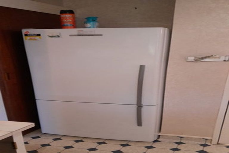 Photo of property in 2/701 Roberts Street, Hastings, 4122