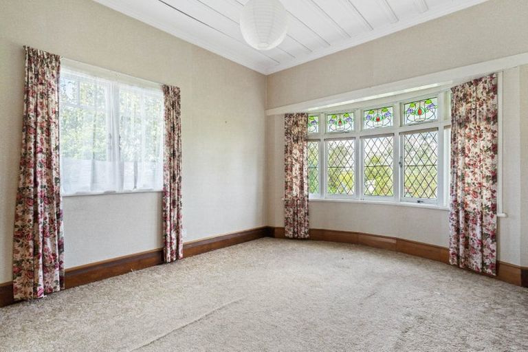 Photo of property in 103 Queen Street, Northcote Point, Auckland, 0627