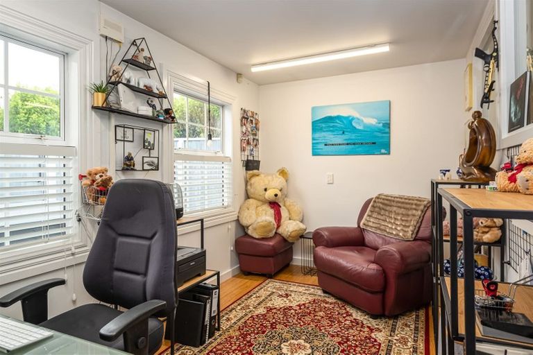 Photo of property in 82 Aston Drive, Waimairi Beach, Christchurch, 8083